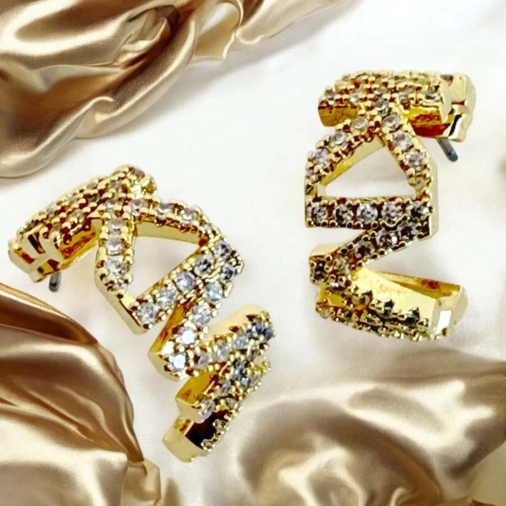 Michael Kors 14K Gold-Plated Brass Logo Huggie earrings. - Picture 5 of 6